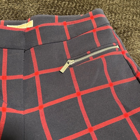 Michael Kors women’s slacks. Navy and red stripes, like new. Size 8. - Picture 4 of 5